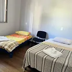 Casa Dos Avenidas 4 Dormitorios